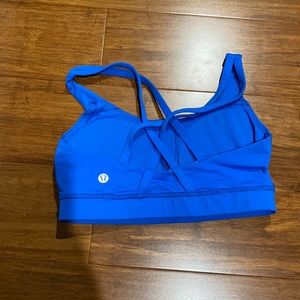 Women’s Lululemon energy sports bra